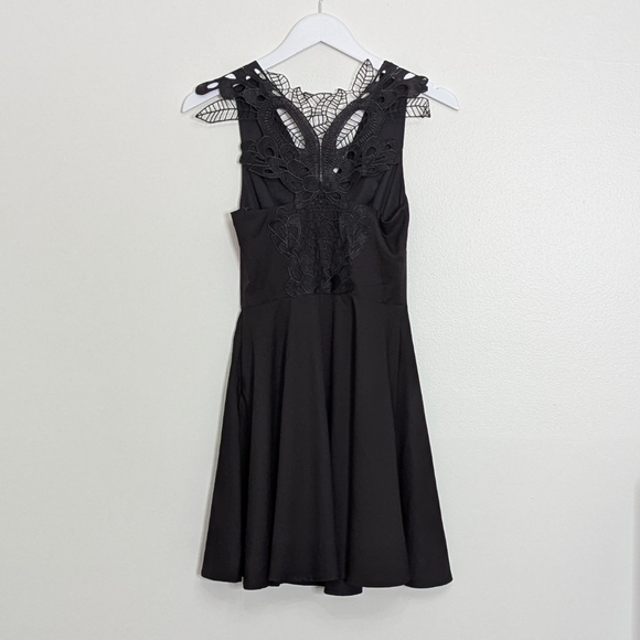 Altard State Dress XS Black Butterfly Back Cutout Sleeveless - Picture 8 of 8
